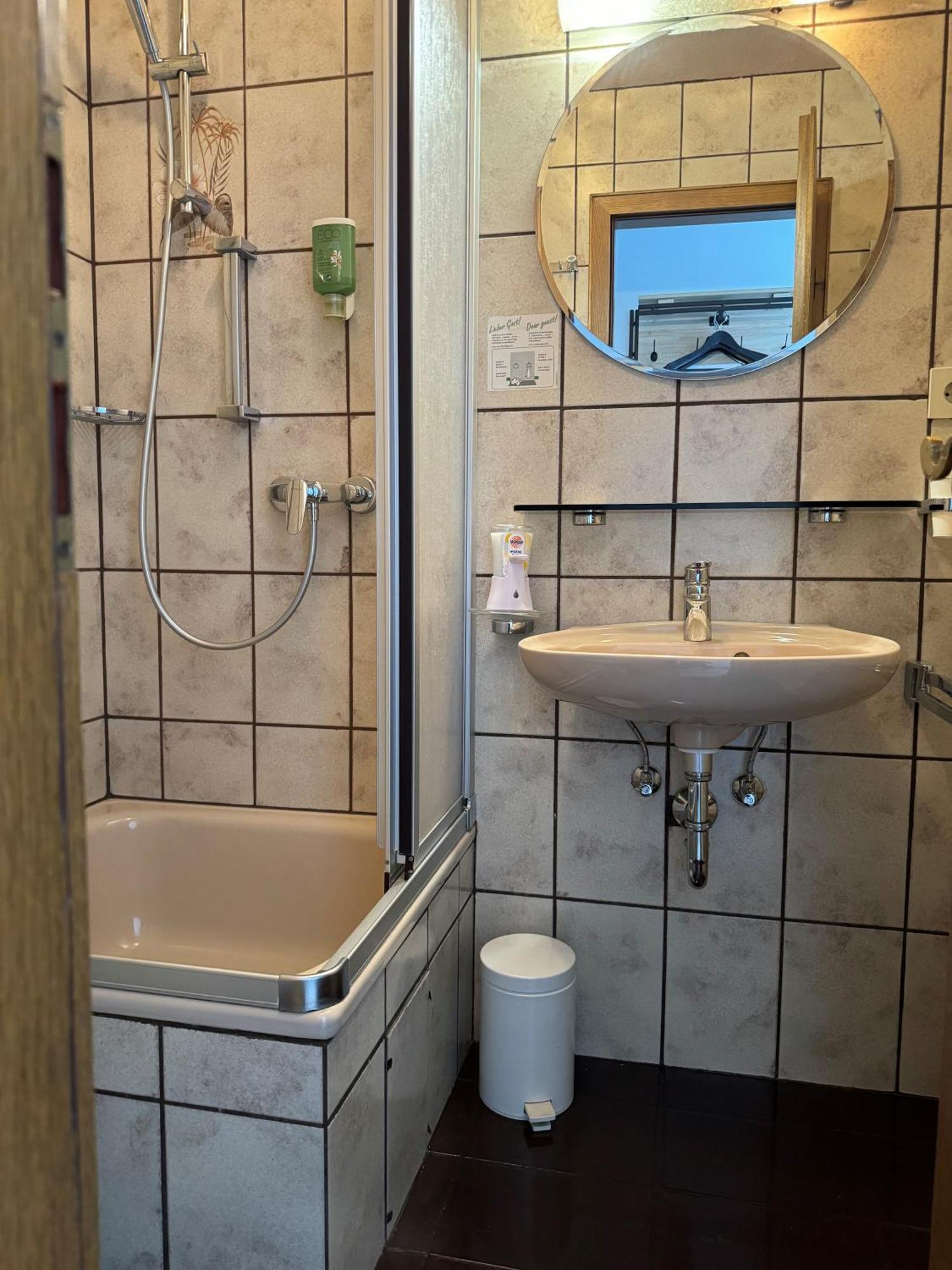 Hotel Zur Muehle 伊瑟隆 客房 照片